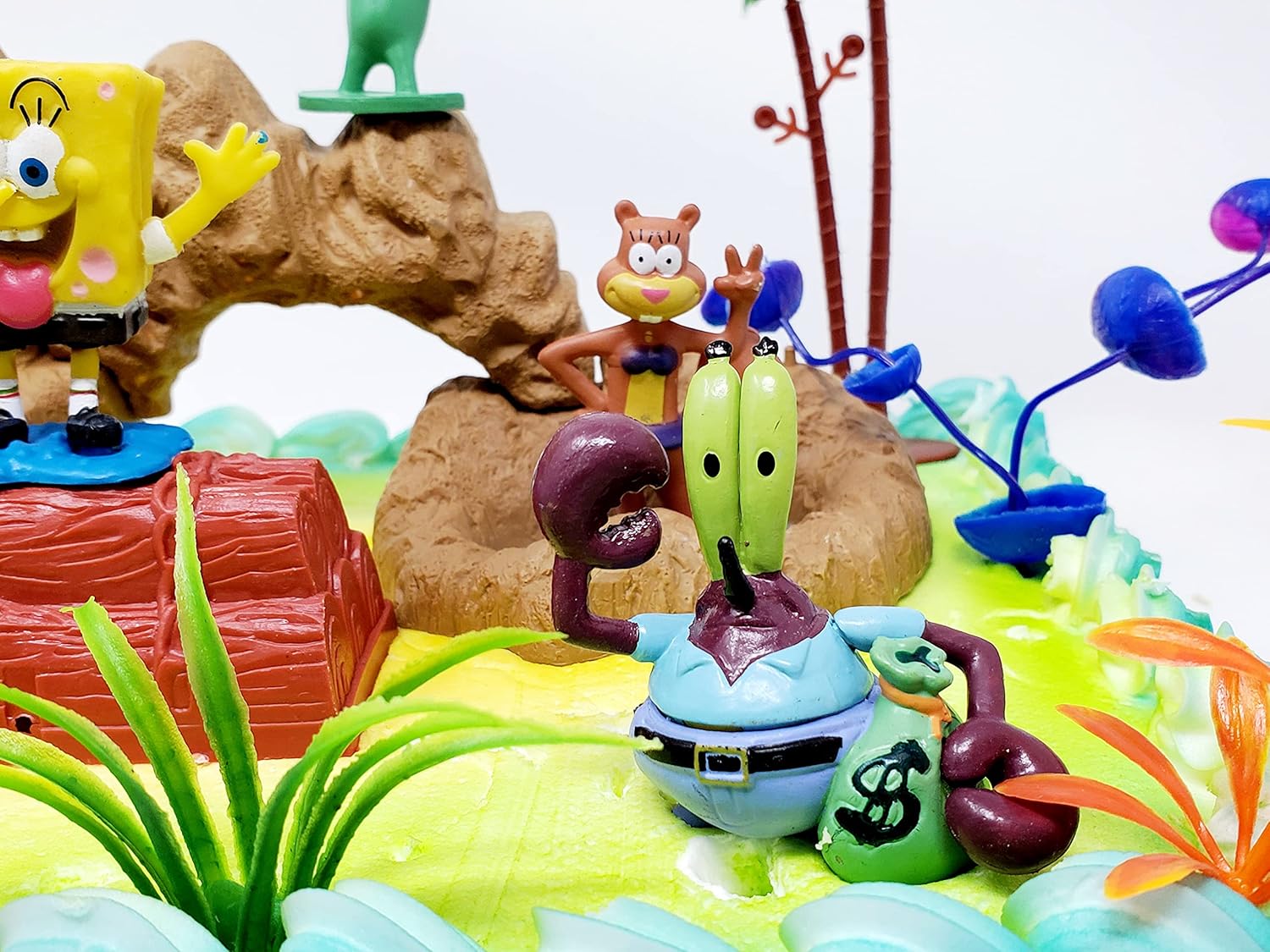 Birthday Celebrations Spongebob Squarepants Cake Topper Set