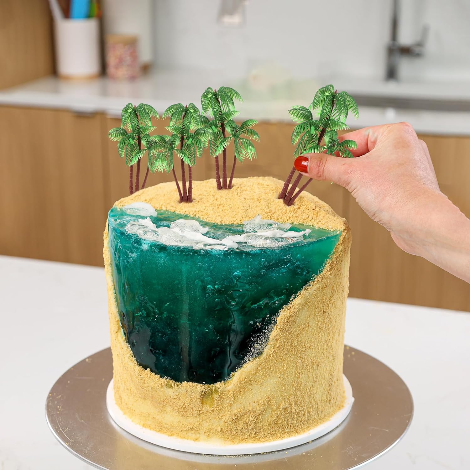 Gyufise 10Pcs Plastic Green Palm Tree Cupcake Toppers