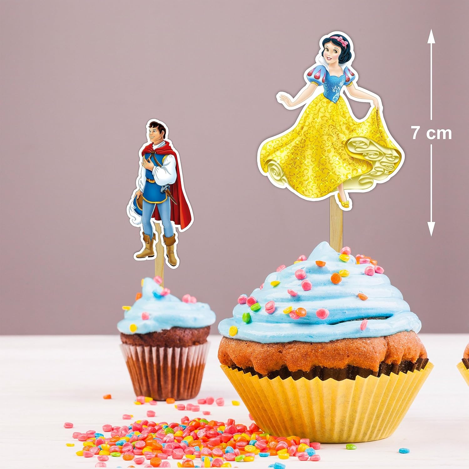 Seyal Snw Whte and the Sevn Dwafs Cupcake Topper